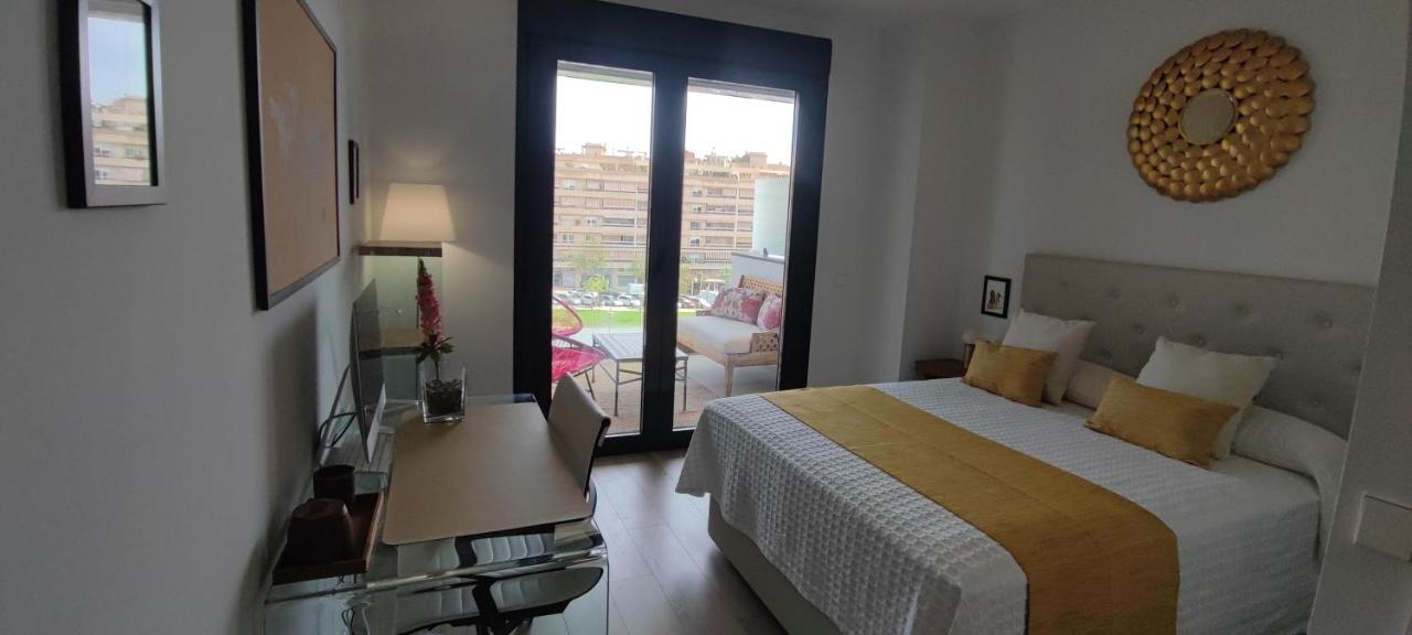 Teatinos Suite มาลากา ภายนอก รูปภาพ
